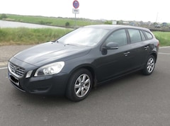 Bild des Angebotes Volvo V60 DRIVe Kinetic
