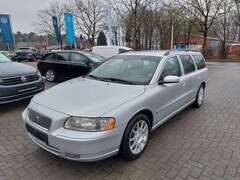 Bild des Angebotes Volvo V70 Kombi 2.4 D Momentum