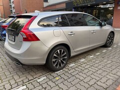Bild des Angebotes Volvo V60 V60 D4 Geartronic Linje Svart