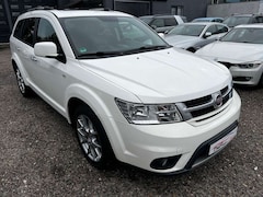 Bild des Angebotes Fiat Freemont Lounge AWD/Leder/Autom./NAVI/7 Sitze/