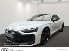 Audi e-tron performance Pano Carbon Camouflage HUD RS-Designpa