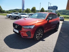 Bild des Angebotes Volvo XC60 B4 Plus Dark 2WD