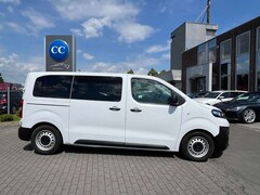 Bild des Angebotes Opel Vivaro 1.5 D Kombi M Navi Pro+Klima im Fond+180°