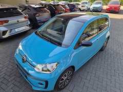 Bild des Angebotes VW up! 1.0 Black Style RFK, Tel., GRA, PDC, L&S, SHZ, ...