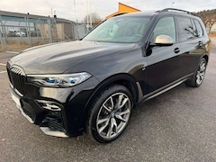 Bild des Angebotes BMW X7 M50d M-Paket 7 Sitze Laser Pano TV *Voll*