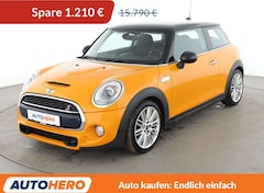 Bild des Angebotes MINI Cooper S Cooper S *NAVI*LED*TEMPO*PDC*SHZ*