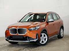 Bild des Angebotes BMW iX1 xDrive30 xLine HeadUp 360°Kam LiveCockpitPro