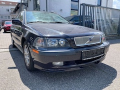 Bild des Angebotes Volvo V40 1.8 Comfort