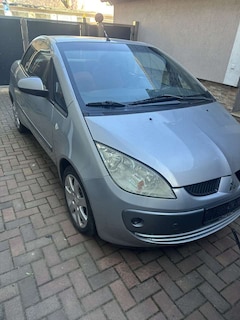 Mitsubishi Colt 1499 Benzin. Cabrio