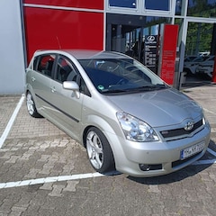 Bild des Angebotes Toyota Corolla Verso 1.8 Luna