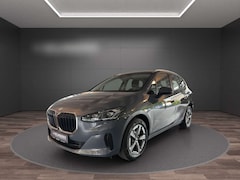 Bild des Angebotes BMW 218 i ActiveTourer PremiumP NP42029,- VorbDrivingAssis