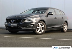 Bild des Angebotes Volvo V60 D2 Kinetic PDC/Sitzheizung/Navigation