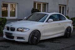 Bild des Angebotes BMW 123 Coupe M-PAKET AUTOMATIK LEDER XENON NAVI KEYLESS