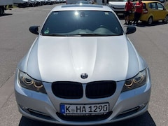 Bild des Angebotes BMW 320 320d DPF Aut. Edition Exclusive