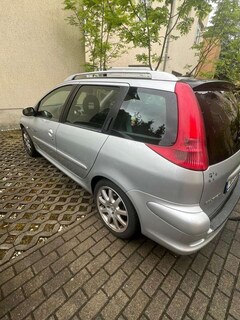 Bild des Angebotes Peugeot 206 Quiksilver