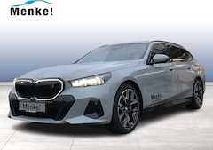 Bild des Angebotes BMW i5 eDrive40 M Sportpaket Head-Up DAB LED RFK