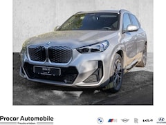 Bild des Angebotes BMW iX1 eDrive20 M Sport HUD ACC RFK NAVI LED H/K