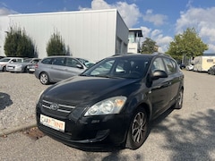 Bild des Angebotes Kia Ceed / cee'd *1,4Benzin+LPG Gasanlage*Klima*TÜV2/27*
