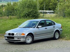 Bild des Angebotes BMW 318 318i guter Zustand Tüv neu