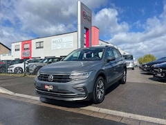 Bild des Angebotes VW Tiguan 1,5 TSI ACT Life LED 1.Hand FINANZIERUNG