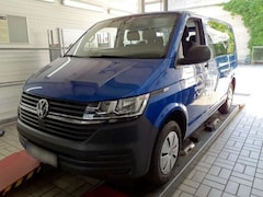 Bild des Angebotes VW T6.1 Transporter Kombi 2.0l TDI 81kW 5-Gang 9 Sitzer Standheizung