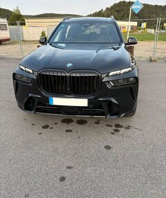 Bild des Angebotes BMW X7 40d M Sportpaket Pro Sky Lounge H/K AHK DAB