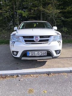 Bild des Angebotes Fiat Freemont 2.0 Multijet 16V DPF Automatik Allrad Lounge