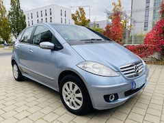 Bild des Angebotes Mercedes-Benz A 170 Autom 99000KM 5TÜR PDC|SHZ|KLIMA|ALLW|KEIN-ROST