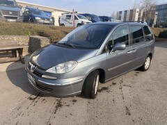 Bild des Angebotes Peugeot 807 Tendance