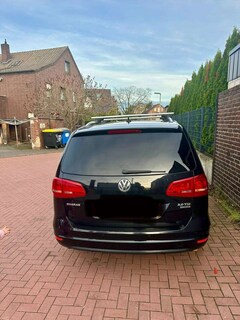 Bild des Angebotes VW Sharan 2.0 TDI DSG Blue Motion Comfortline