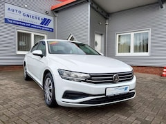 Bild des Angebotes VW Passat 1.5 TSI Basis AHK/ACC/APP/LED 110 kW (150 PS), ...