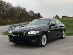 Bild des Angebotes BMW 523 i F10*Vollleder*Sportsitze*Bi-Xenon*M-Lenkrad*PDC*