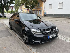 Bild des Angebotes Mercedes-Benz C 200 (BlueEFFICIENCY) 7G-TRONIC AMG CARPLAY Avantgarde