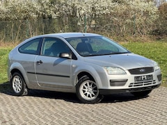 Bild des Angebotes Ford Focus Focus Fließheck 3-Türer 1.6 Gas Auto