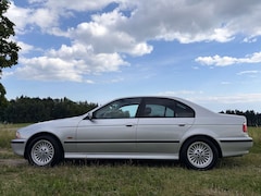 BMW 540 BMW 540 i V8