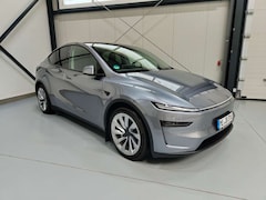 Bild des Angebotes Tesla Model Y Long Range Dual AWD AHK *FSD*