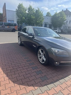 Bild des Angebotes BMW 740 740d xDrive