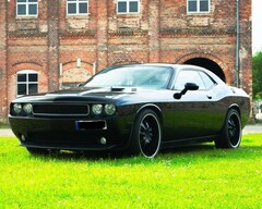 Bild des Angebotes Dodge Challenger 5,7 V8 Schalter Vollleder Liebhaber