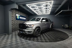 Bild des Angebotes Dodge RAM 5.7 V8 HEMI 4x4 Offroad Night Limited 19%