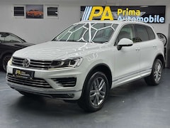 Bild des Angebotes VW Touareg 3.0 TDI Terrain Tech 4Motion R-Line
