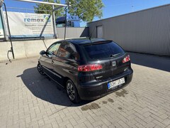 Bild des Angebotes SEAT Ibiza 1.2 benz 2002bj Bocholt