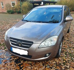 Bild des Angebotes Kia Ceed / cee'd Ceed 1.4 CVVT ED