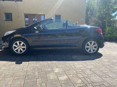 Bild des Angebotes Peugeot 207 207 CC CC 120 VTi Filou