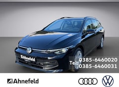 Bild des Angebotes VW Golf VIII Variant Life 2.0 TDI6-Gang