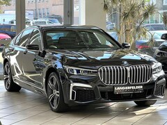 Bild des Angebotes BMW 745 745e M Sport|LASER|FOND-ENTERT|HUD|HARMANK|MASSAGE