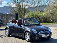 Bild des Angebotes MINI One Cabrio One Sidewalk