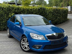 Bild des Angebotes Skoda Octavia Lim. RS *Leder *Xenon *Sondermodell*AHK.