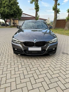 Bild des Angebotes BMW 330 330d Aut. M Sport, Shadow Line, Head-up uvm.