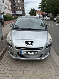 Bild des Angebotes Peugeot 5008 120 VTi Premium