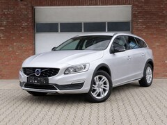 Bild des Angebotes Volvo V60 Cross Country Navi PDC Sitzheizung Teilleder 1Hand